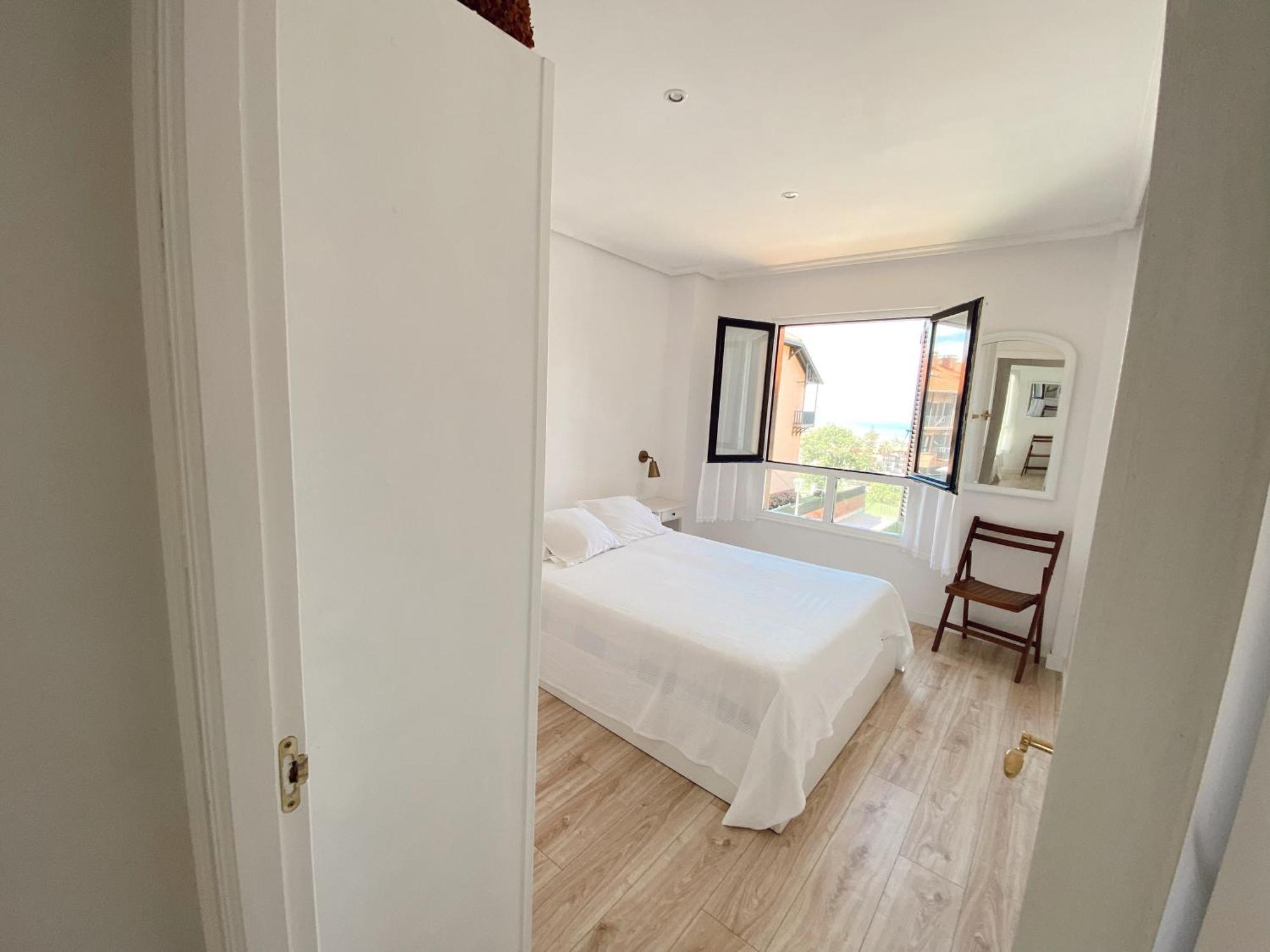 Nuria Appartement *